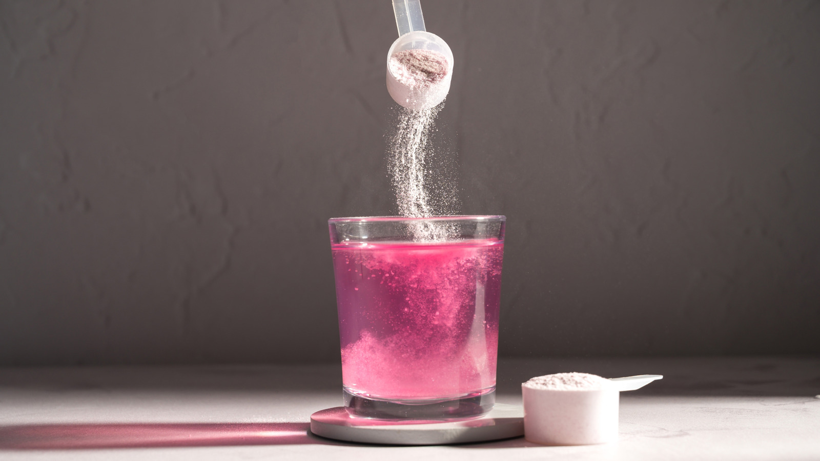 The Best Way To Mix A Powdered Drink Is The Opposite Of What You Probably Do