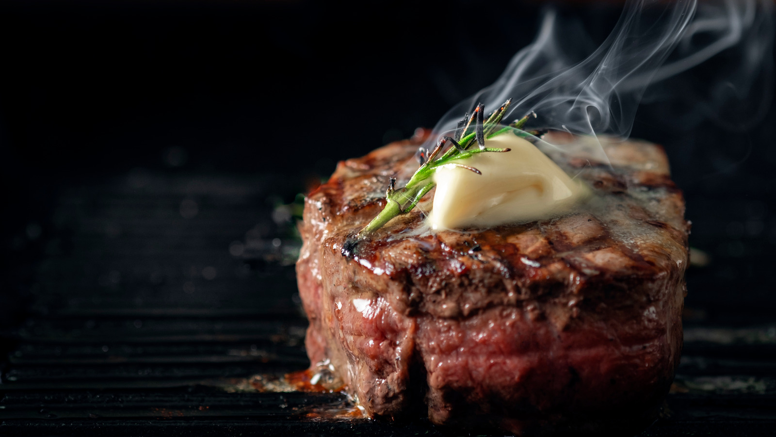 The Best Way To Prevent Steak From Leaking