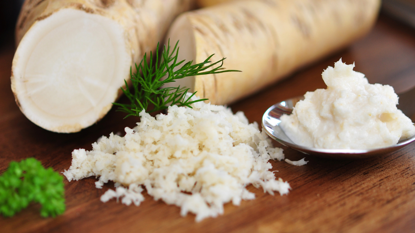 The Best Way To Store Horseradish For Maximum Freshness