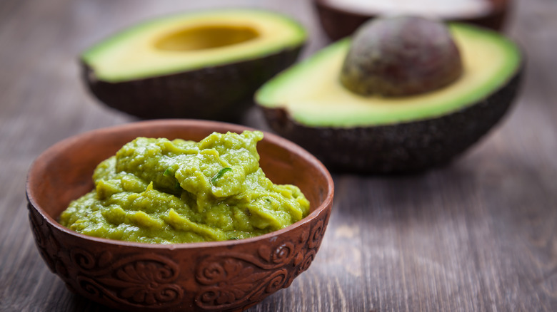 browning guacamole in a bowl