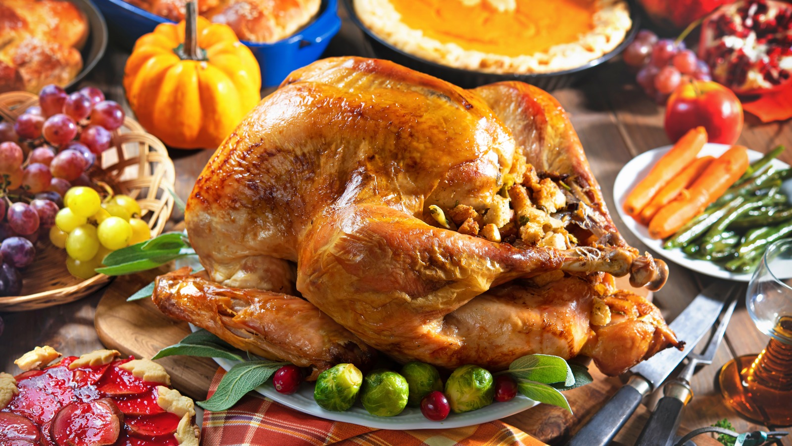 The Big Thing To Avoid When Buying Turkey Breast For Thanksgiving