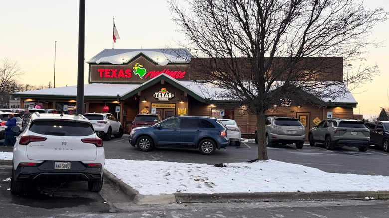 Exterior of a Texas Roadhouse