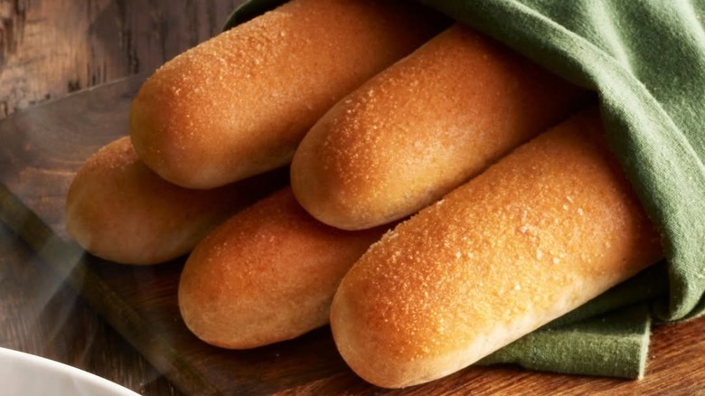 Olive Garden breadsticks