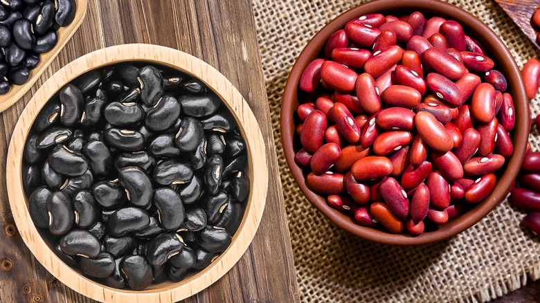 The Biggest Differences Between Black Beans And Kidney Beans The Biggest Differences Between Black Beans And Kidney Beans