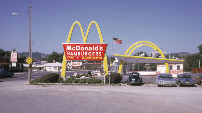 the outside of McDonald's restaurant in 1970s