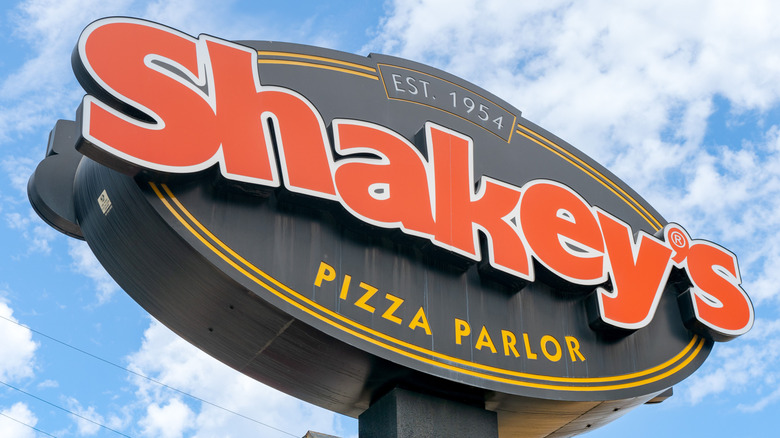 Shakey's Pizza sign