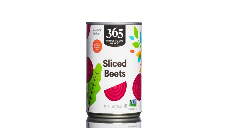Can of sliced beets
