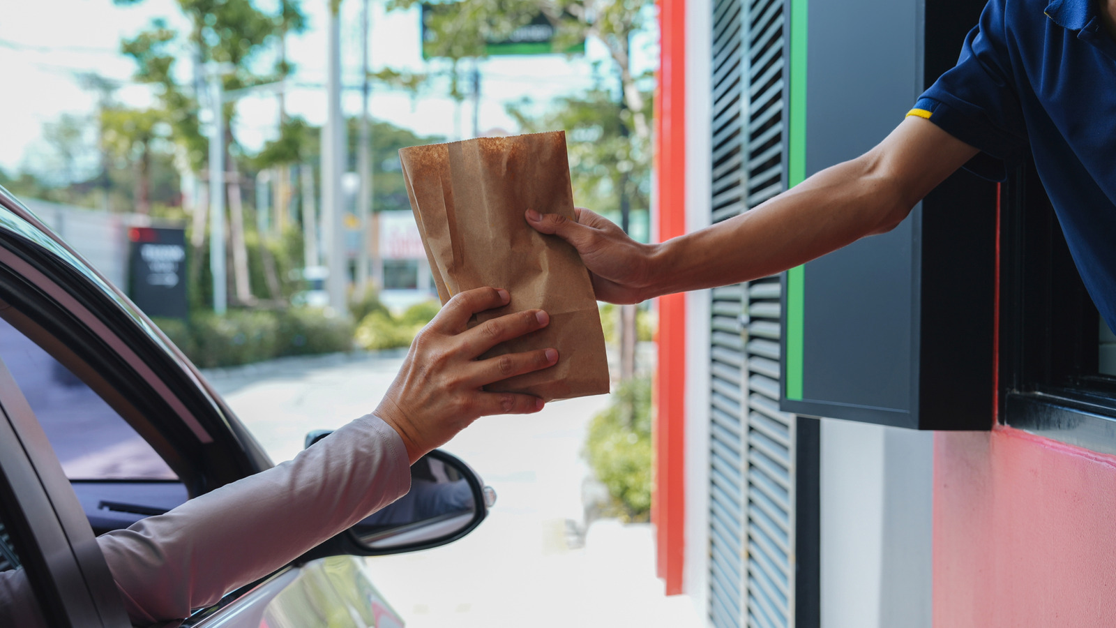 The Budget-Friendly Spot To Grab 'Fast' Food That Spares Your Wallet Without Sacrificing Flavor
