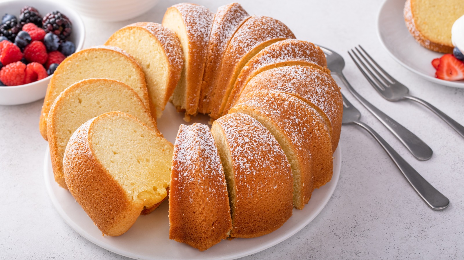 The Butter Alternative To Grease A Bundt Pan If Your Cakes Stick