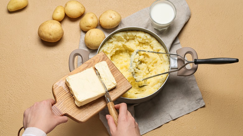 The Butter Tip To Combat Gluey Mashed Potatoes