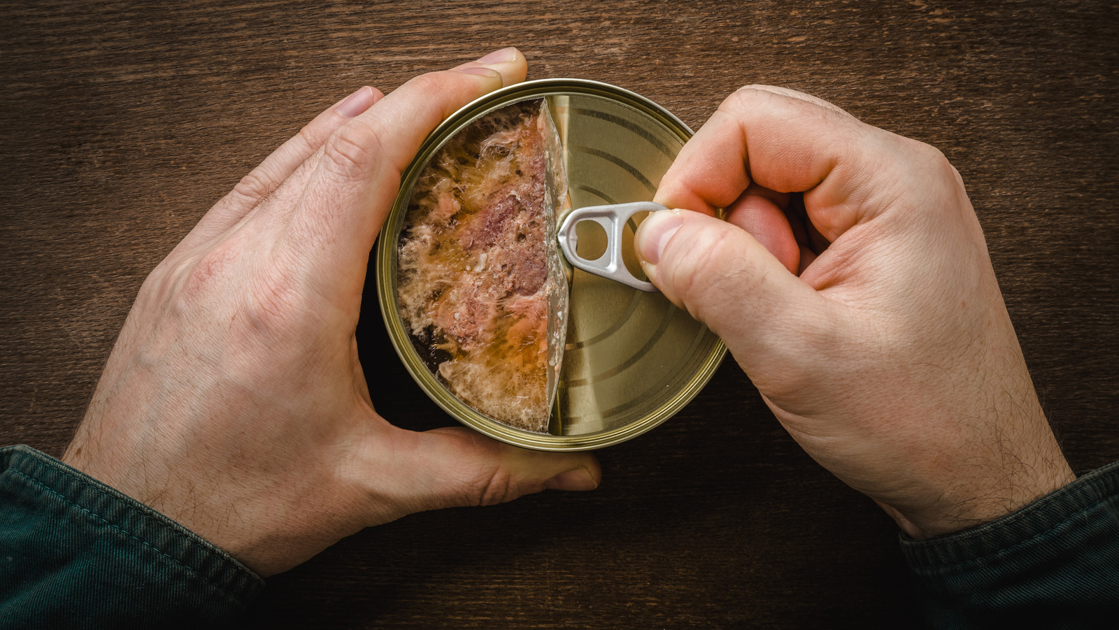 The Canned Beef You Should Stock Up On The Next Time You're At Costco