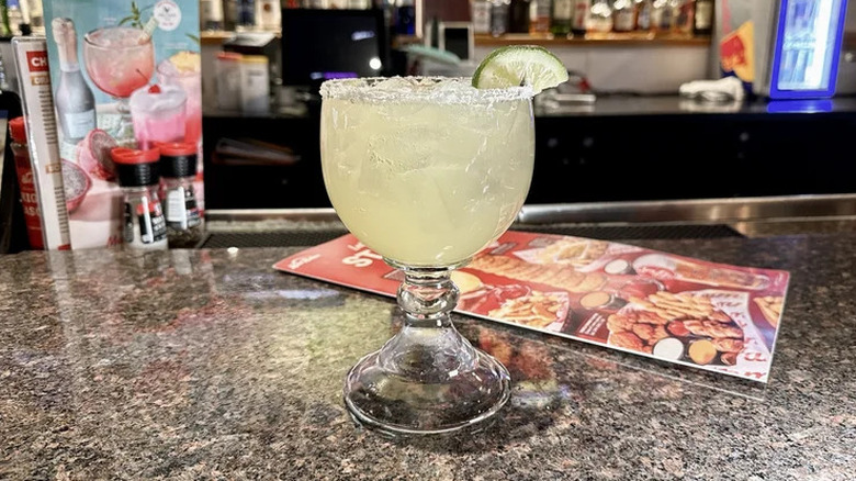Large margarita on the counter at Red Robin