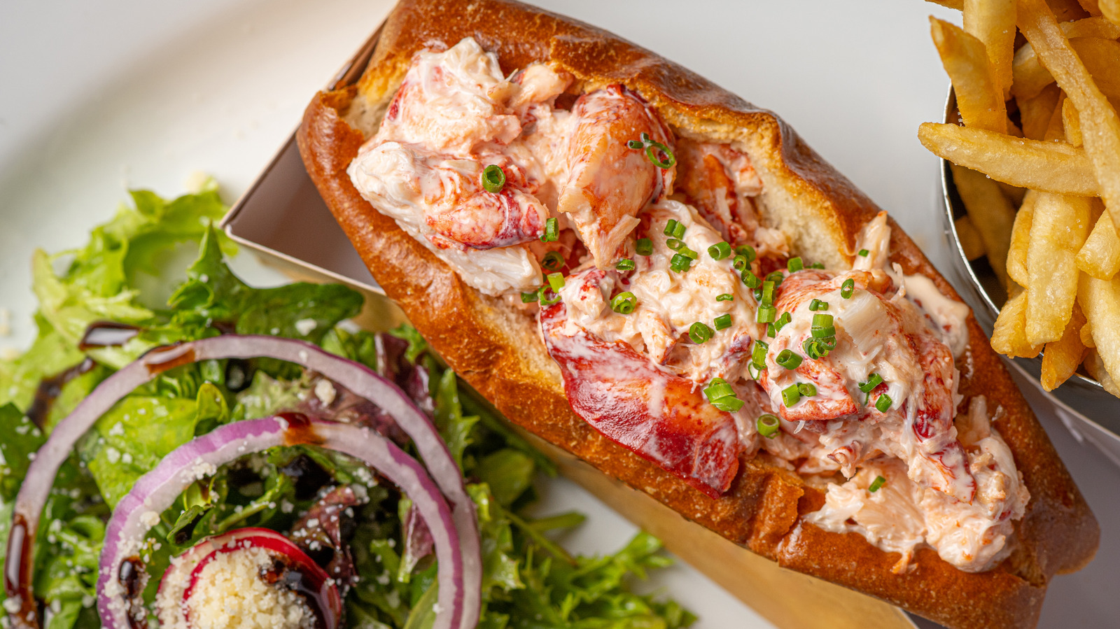 The Cheaper Lobster Alternative That Delivers Big Flavor Without The Hefty Price Tag
