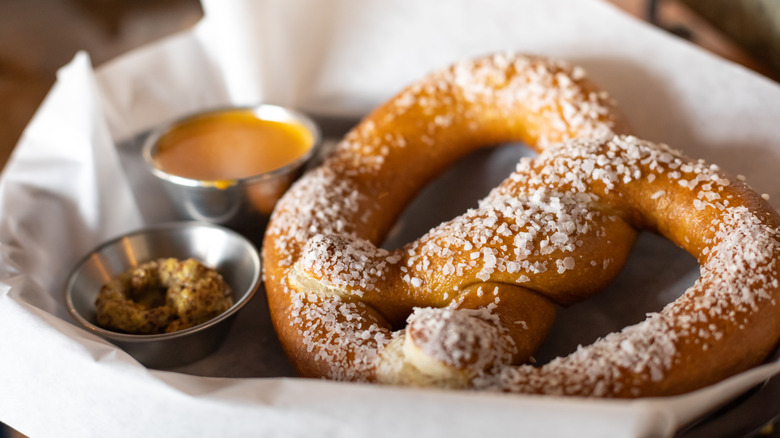 soft pretzel with dipping sauces