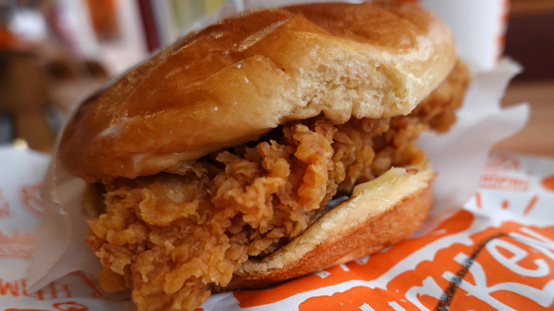 Popeyes fried chicken sandwich
