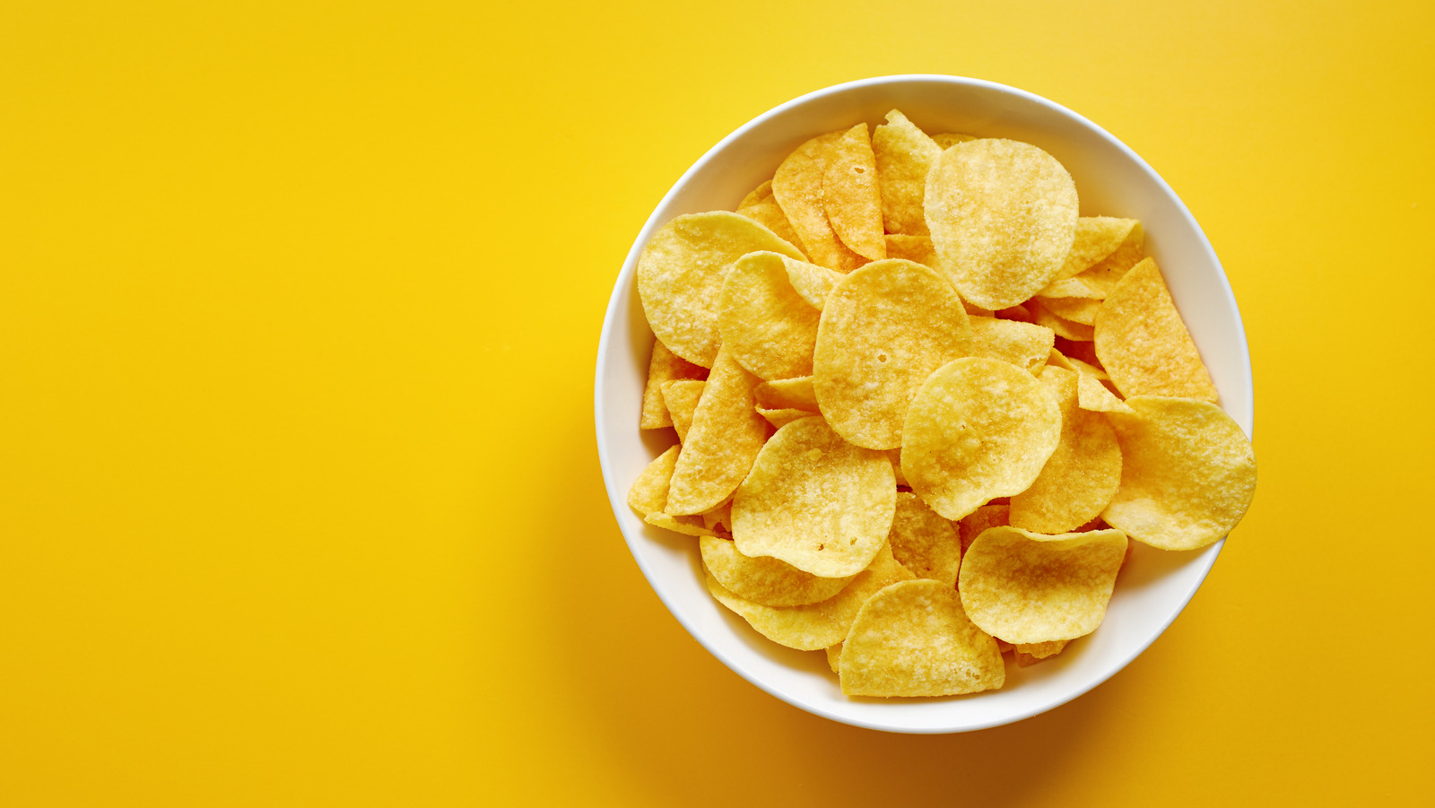 The Clever Potato Chip Serving Hack To Use At Your Next Party