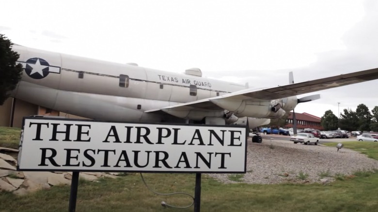 Exterior of The Airplane Restaurant and sign in Colorado