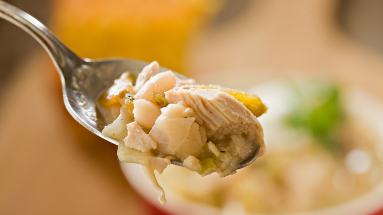 spoonful of white chicken chili