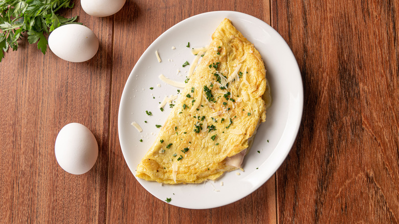 An omelet out of a microwave