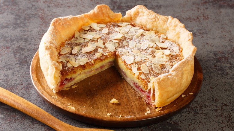 Bakewell pudding, sliced