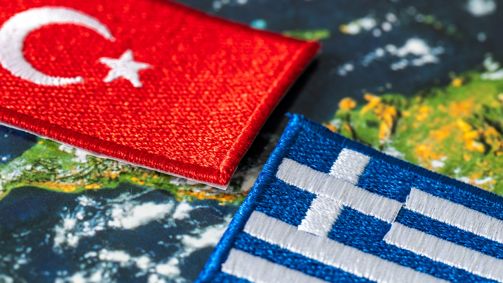 Yunanistan ile Türkiye arasındaki tatlı tartışması hiç bitmeyecek gibi görünüyor.