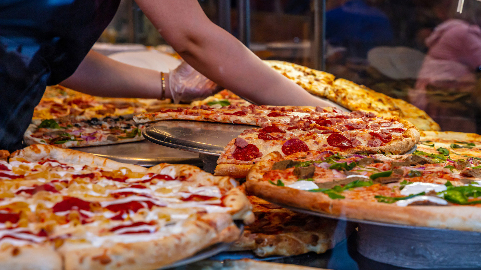 The Destin Pizza Spot Where You Can Find New York-Style Slices In Florida - Tasting Table