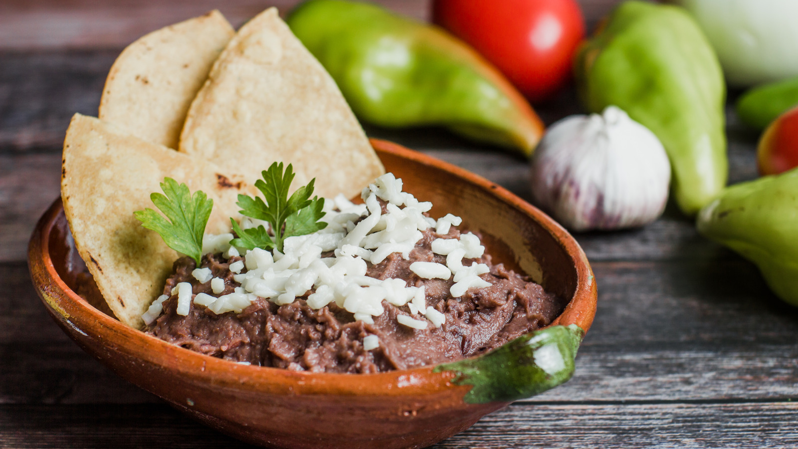 The Difference Between Refried Black Vs Pinto Beans