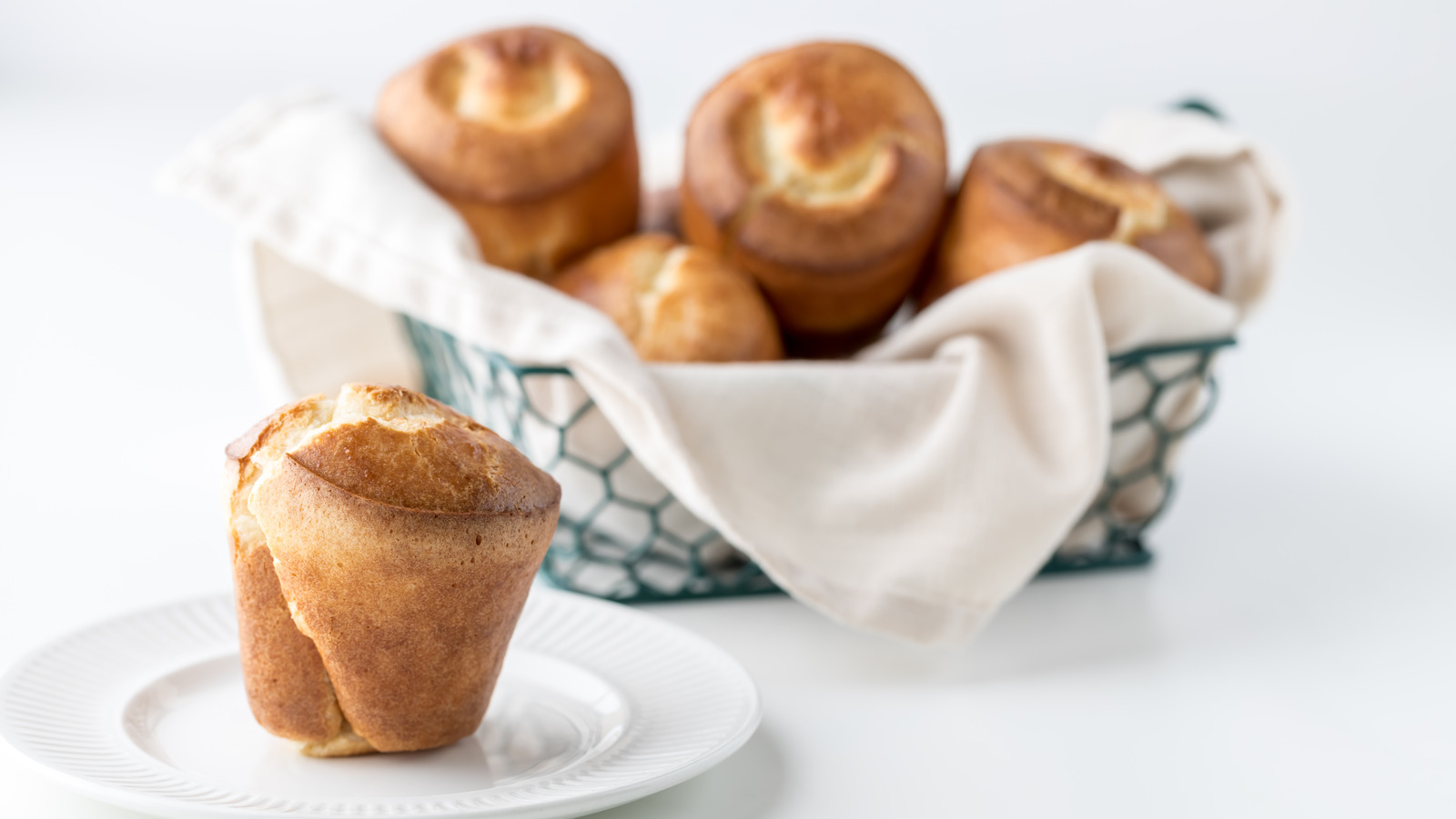 The Differences Between Popovers And Yorkshire Puddings