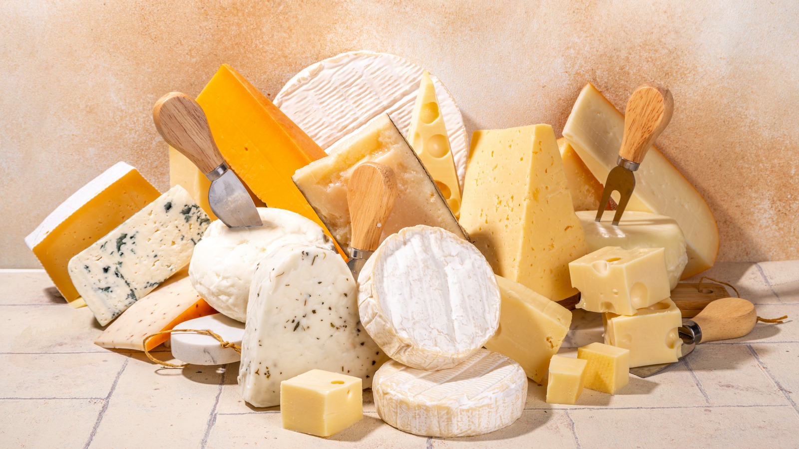 The Dos And Don'ts Of Refrigerating Cheese
