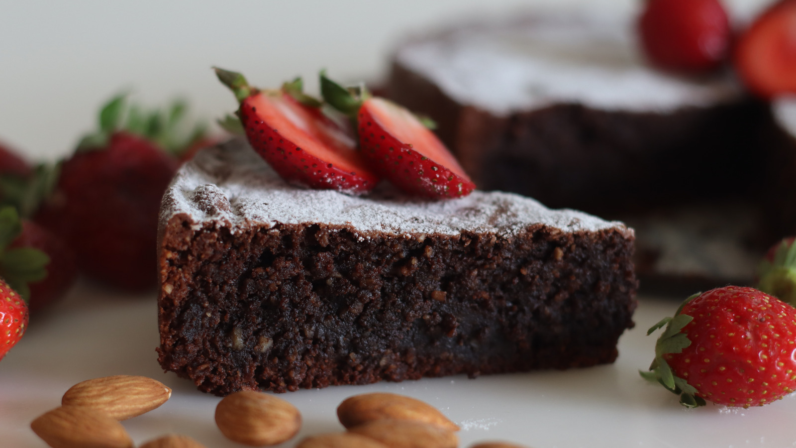 The Easy No-Flour Chocolate Cake You Can Make In Under An Hour - Tasting Table