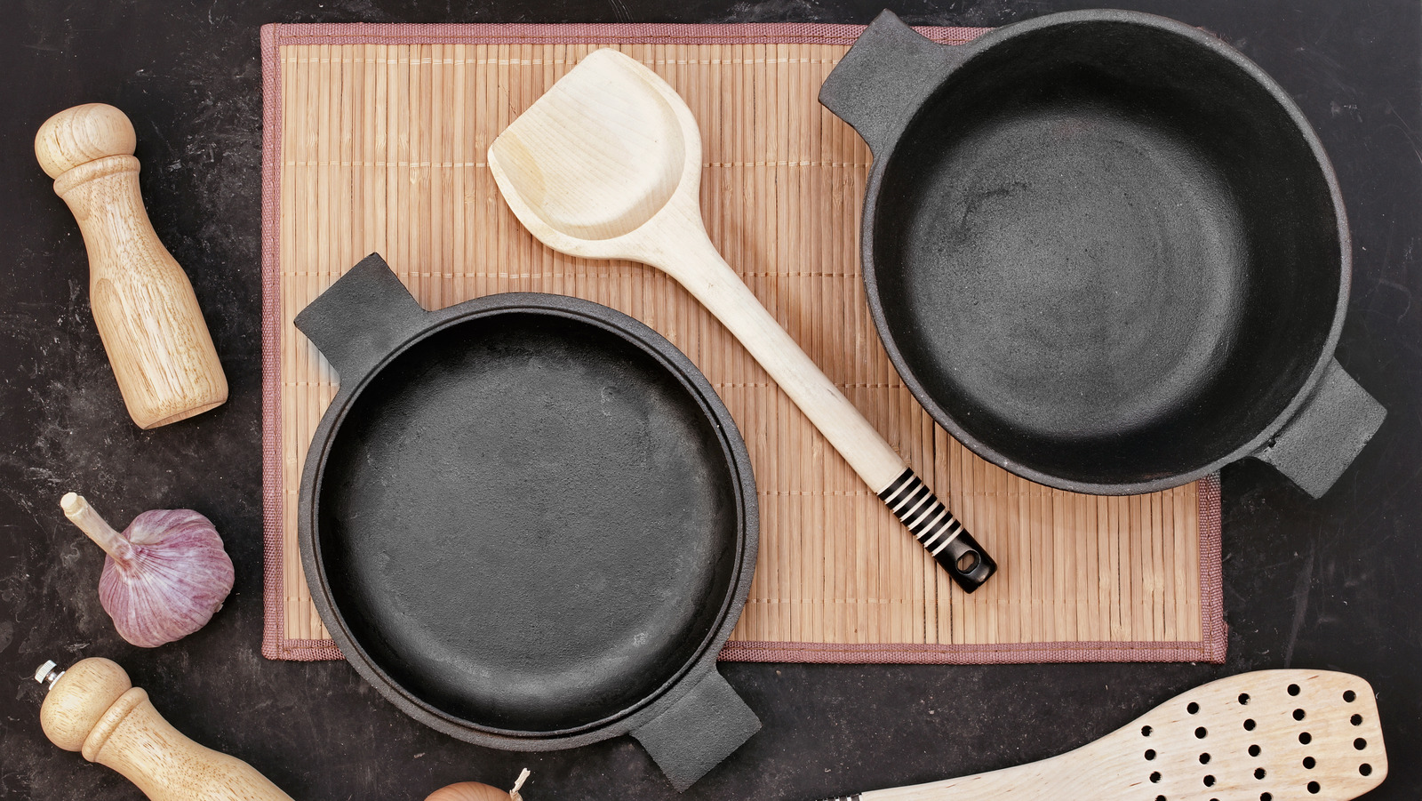 Why You Might Want To Avoid Cast-Iron Skillets With A Wooden Handle