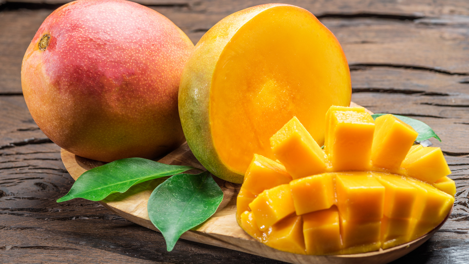 The Easy Way To Make Fresh Mango Less Slimy