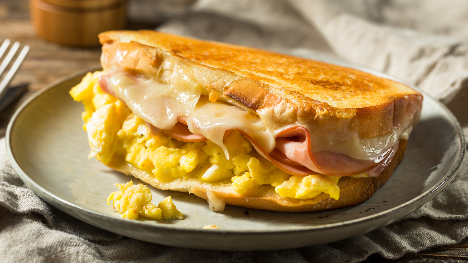 The Evolution Of The Breakfast Sandwich Throughout History