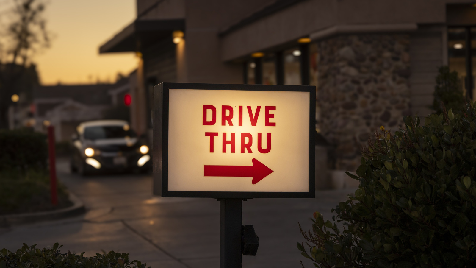 The Fast Food Etiquette Rule To Follow When Ordering A Secret Menu Item - Tasting Table