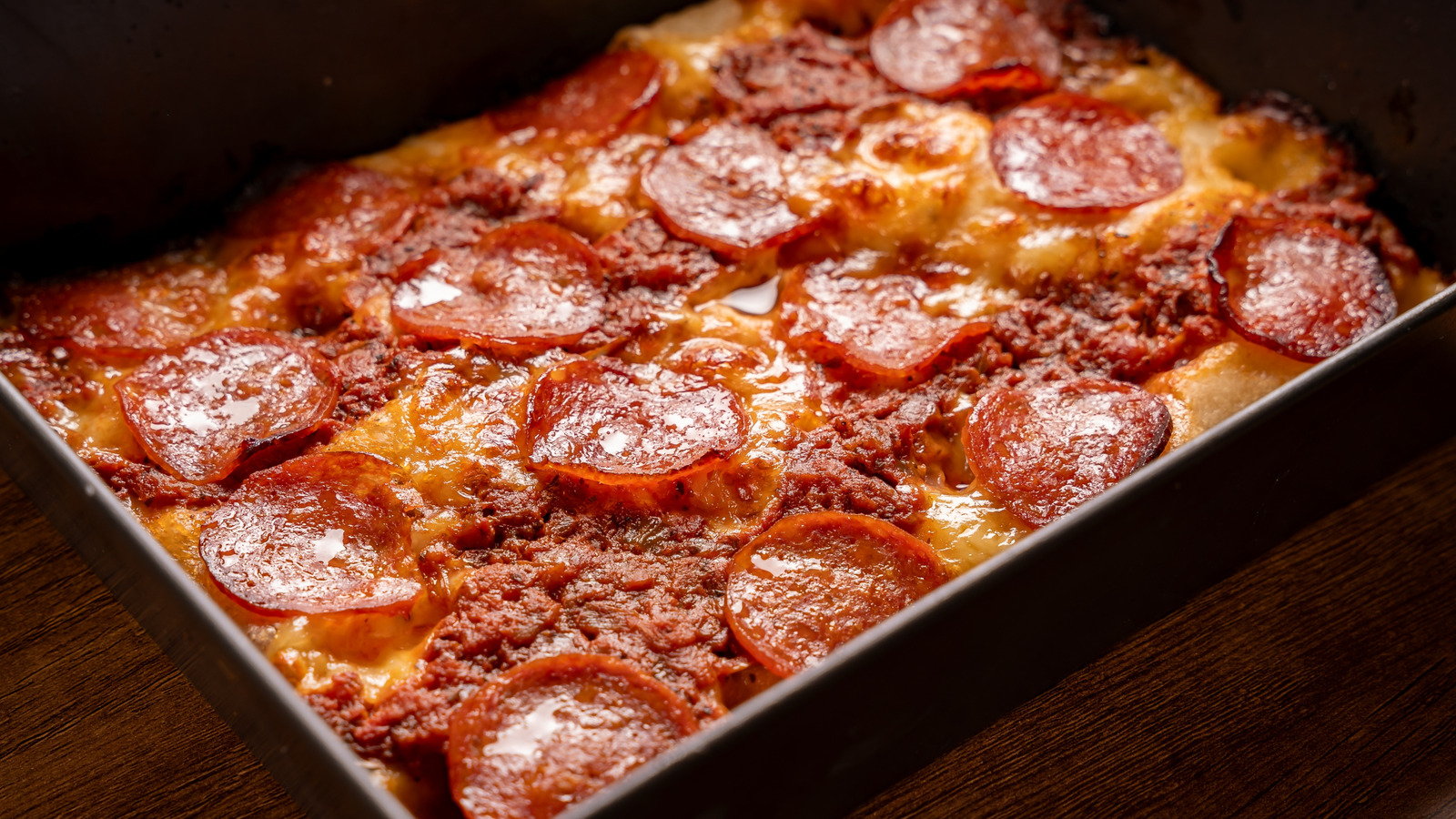 The First-Of-Its-Kind Midwest Pizza Chain The Rest Of The Country Should Know About - Tasting Table