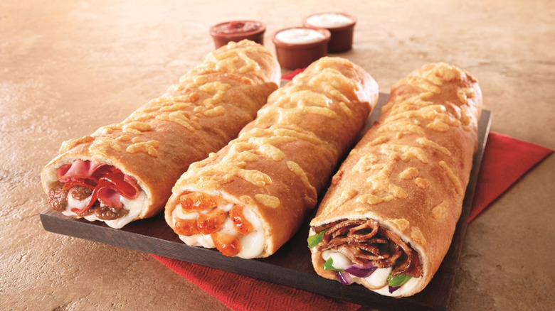 Pizza Hut's P'Zolos with sauce