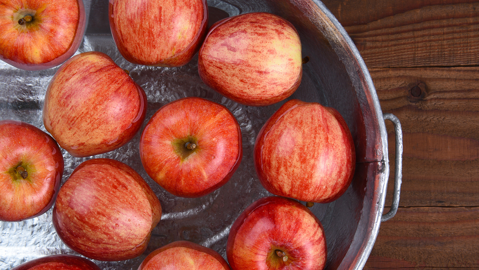The History Of Bobbing For Apples