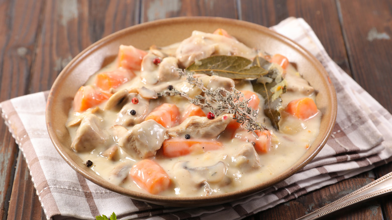 A bowl of blanquette de veau.