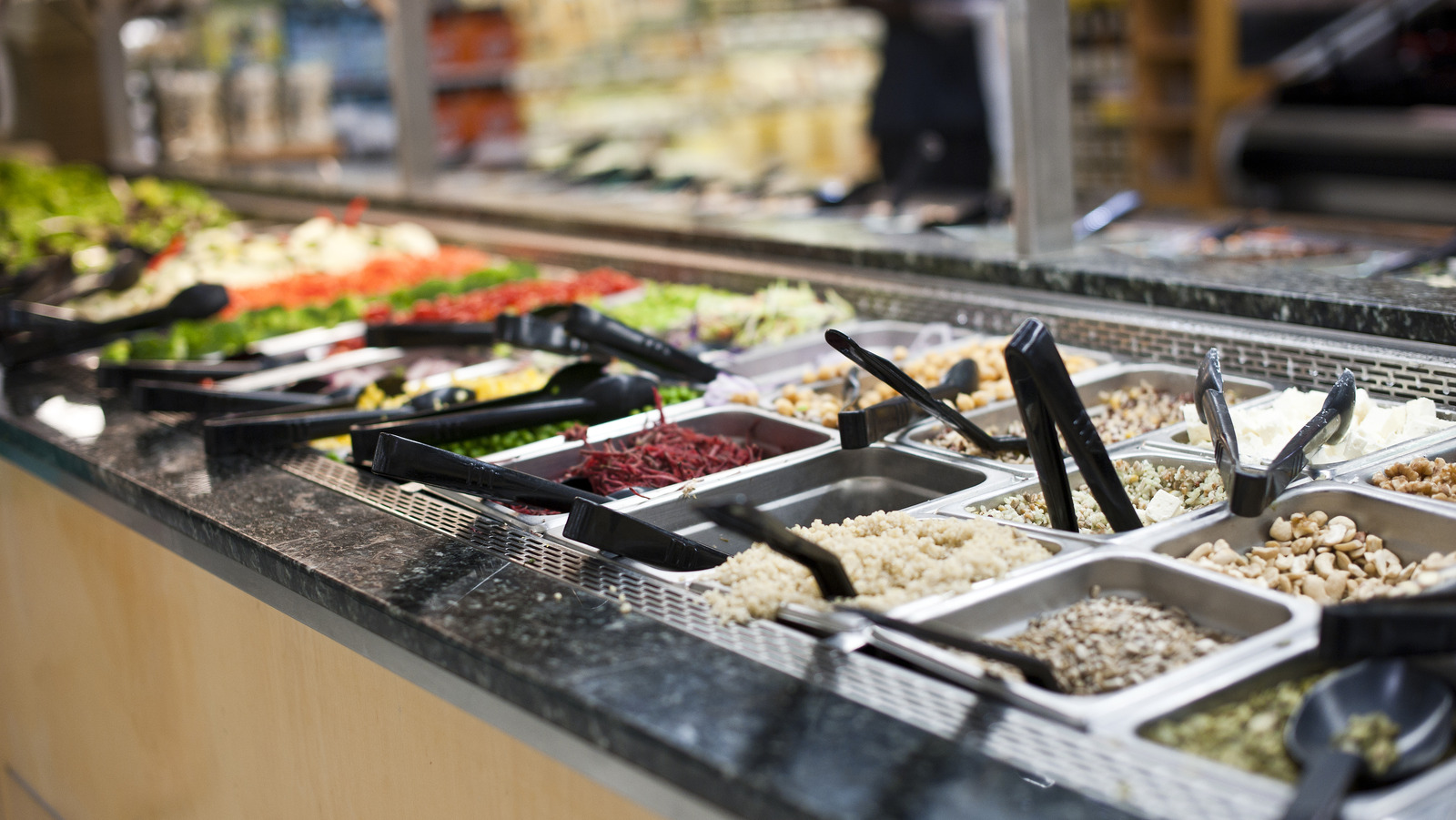 The Grocery Store Salad Bar Tip To Help You Spend And Waste Less On