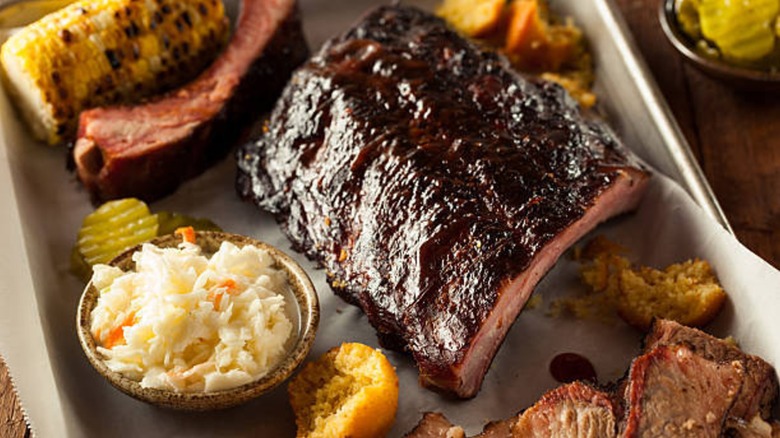 BBQ ribs with slaw and corn on the cob