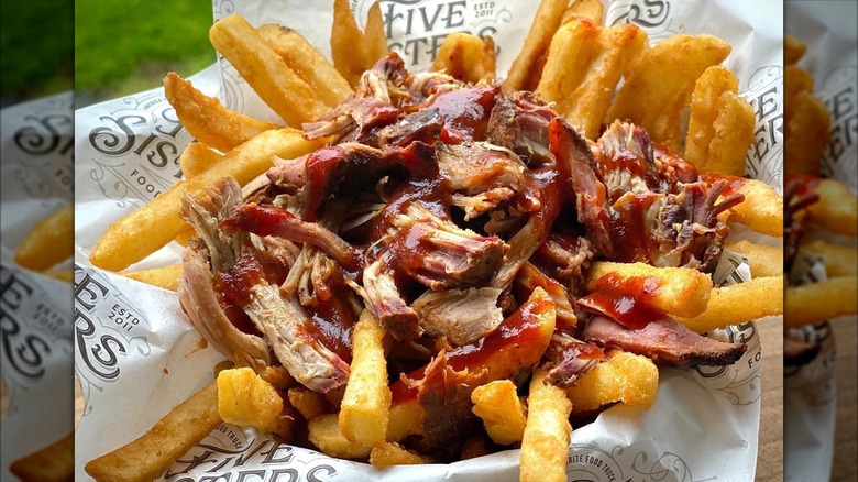 Pulled pork fries in basket