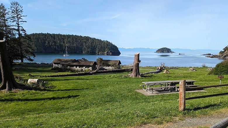 Picnic table and bay view at Deception Pass State Park