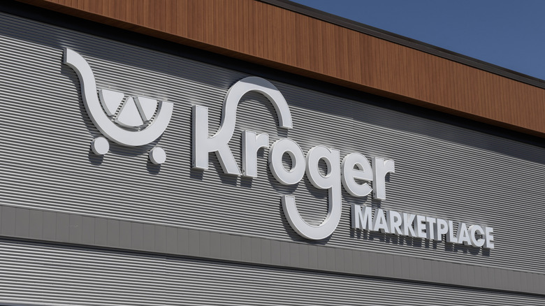The outside sign of a Kroger Marketplace