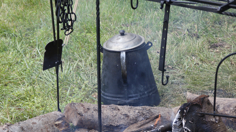 Tin cook pot Revolutionary War