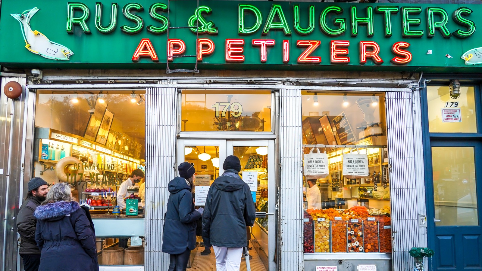 The Importance Of Appetizing Shops To American Jewish Culture