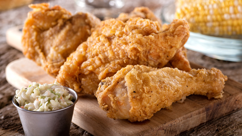 fried chicken, coleslaw, and corn