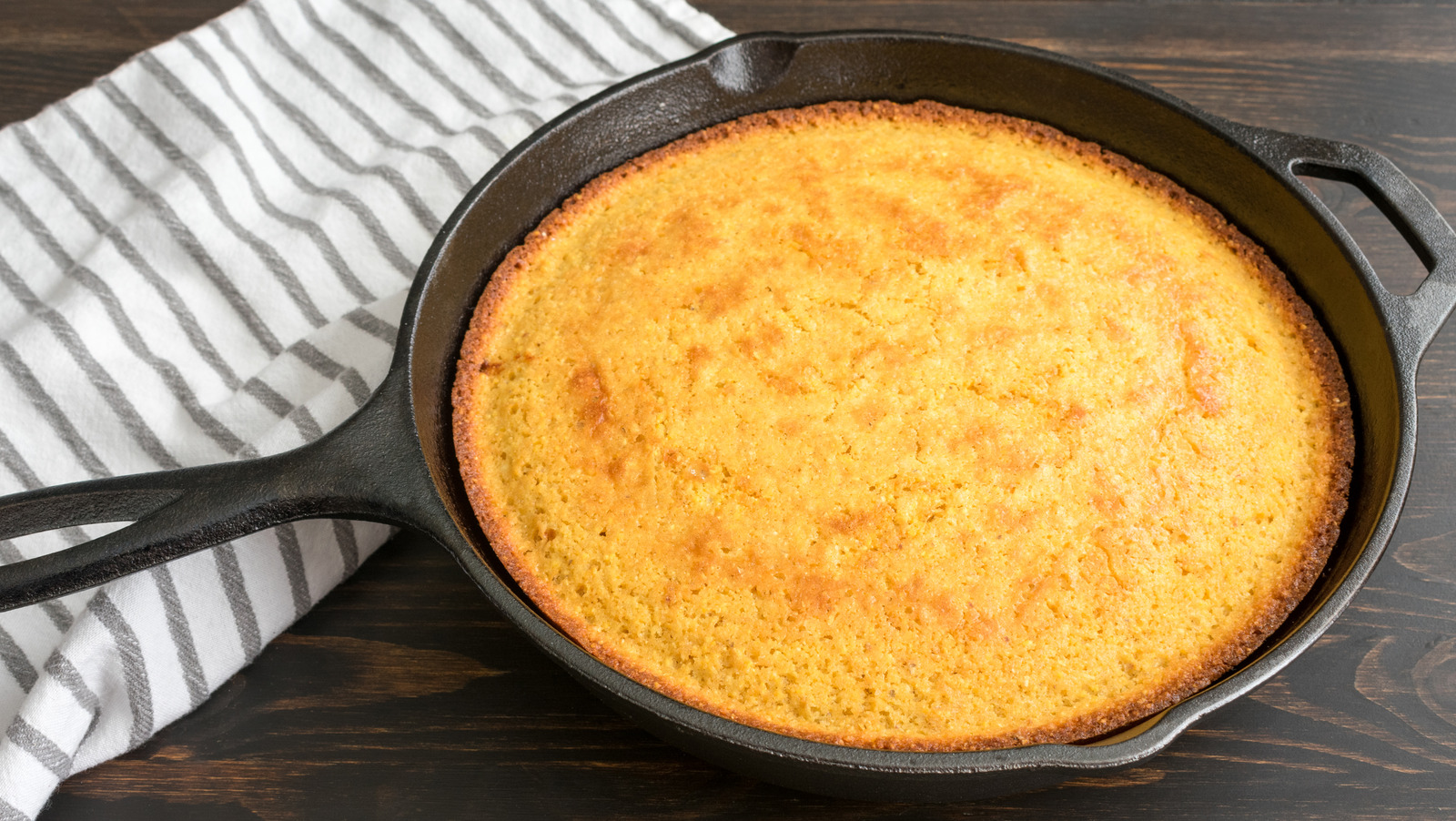 The Ingredient Traditional Cornbread Never Uses - Tasting Table