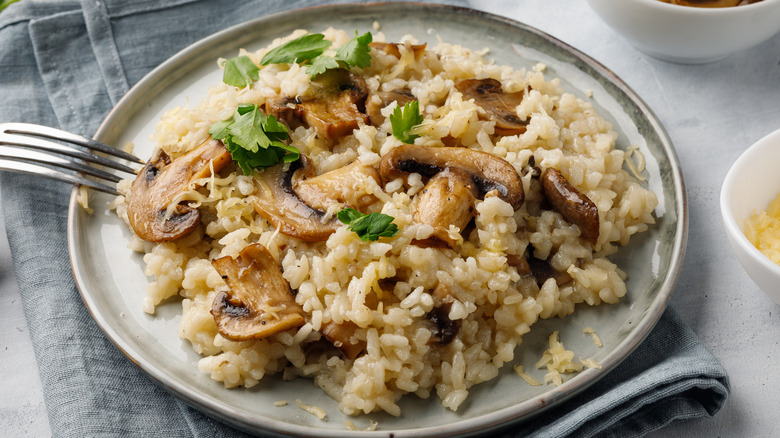 Cooked risotto with mushrooms