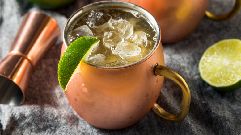 Kentucky mule cocktail in copper mug