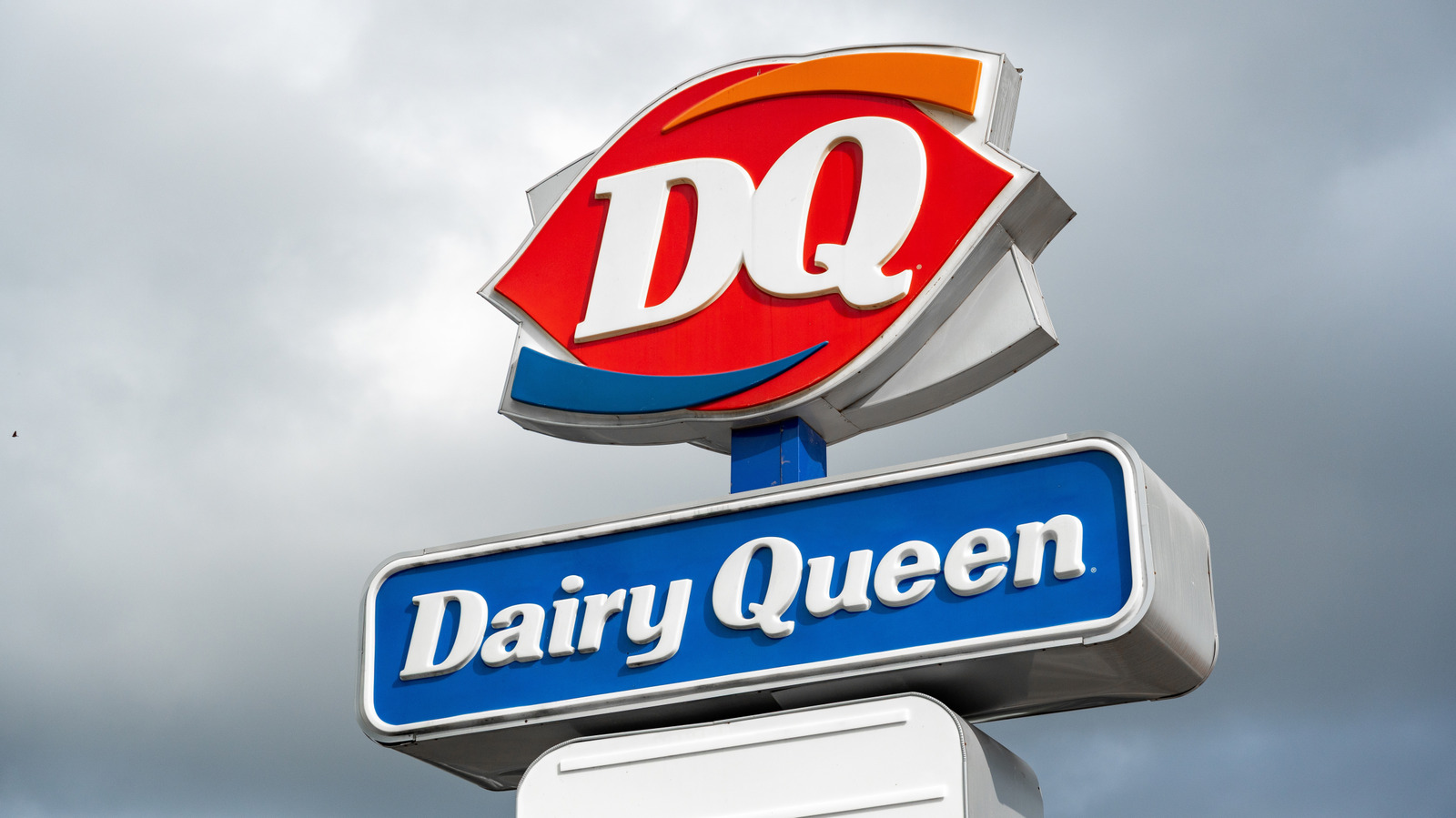 The Largely Forgotten Sit-Down Chain Behind Some Dairy Queen Locations In 4 States